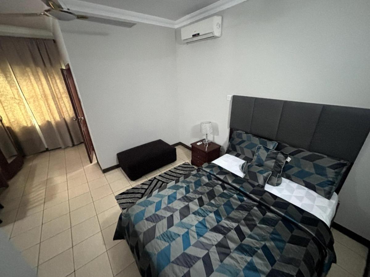 Takako Court Luxury Houses & Apartments, East Legon อักกรา ภายนอก รูปภาพ